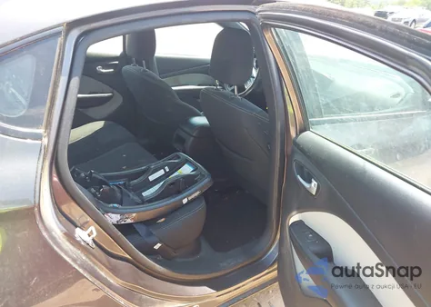 2016 Dodge Dart Sxt z USA, uszkodzony, nr VIN 1C3CDFBB8GD701718